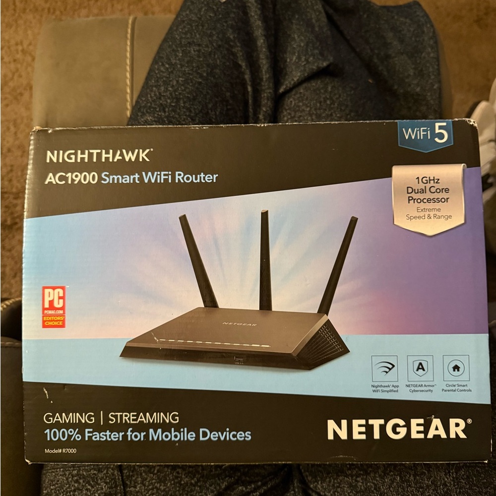 NETGEAR Nighthawk AC1900 WiFi 5 Router - Black